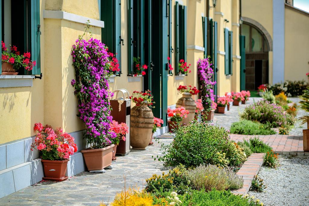 Millefiori La Corte Delle Rose โรวีโก ภายนอก รูปภาพ