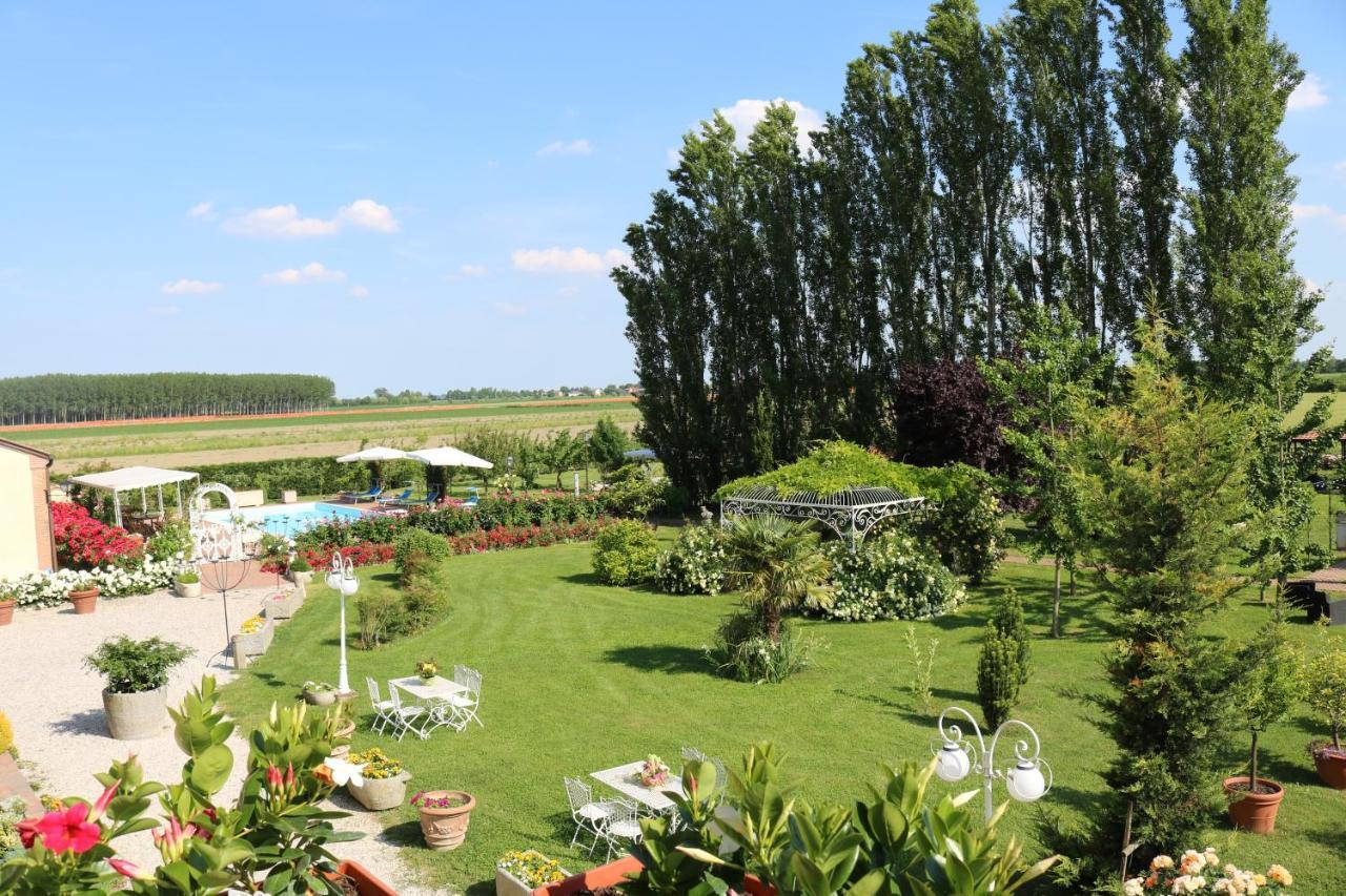 Millefiori La Corte Delle Rose โรวีโก ภายนอก รูปภาพ